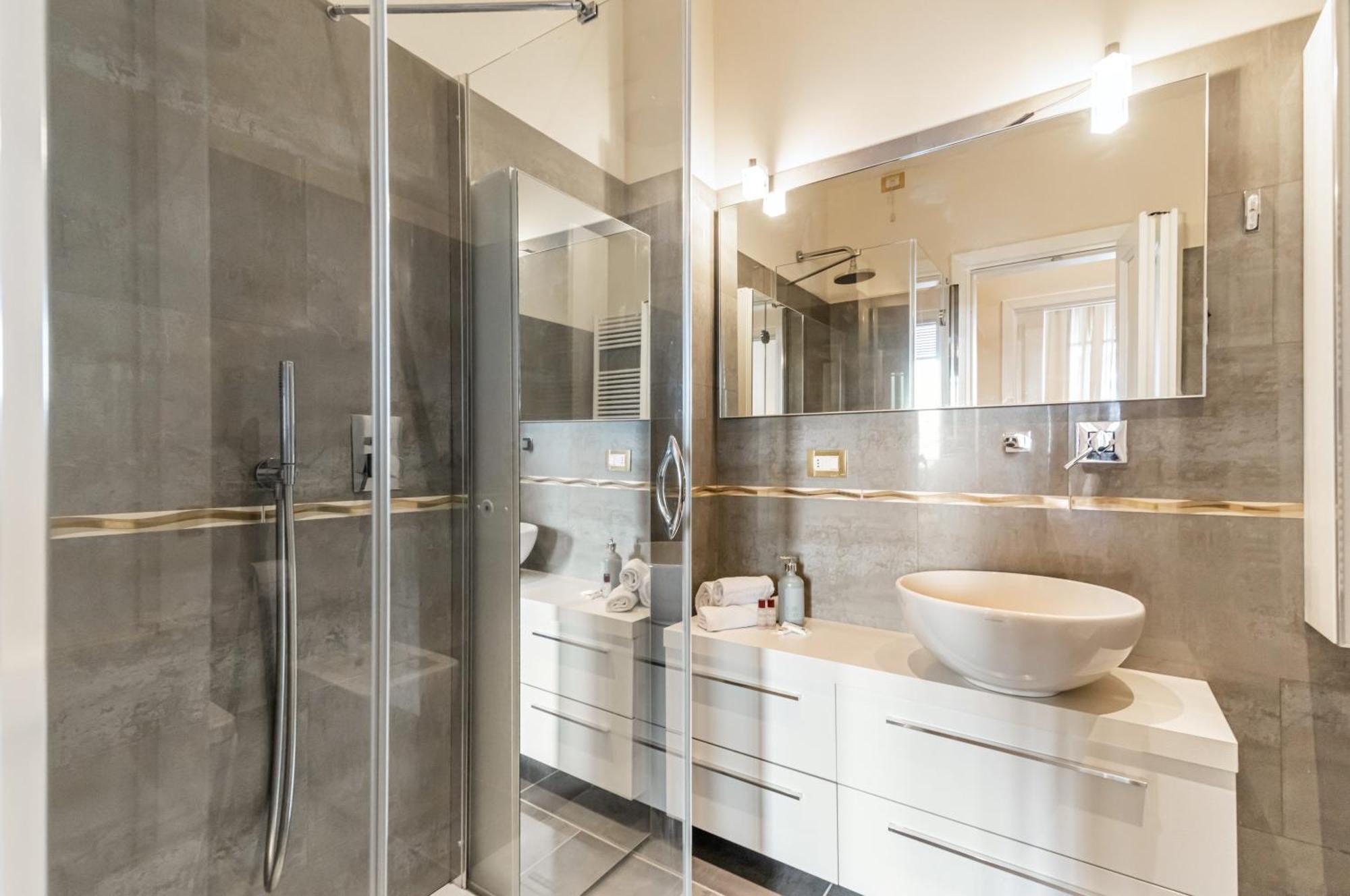 Porta Tufi Luxury Apartment With Private Parking! Siena Zewnętrze zdjęcie