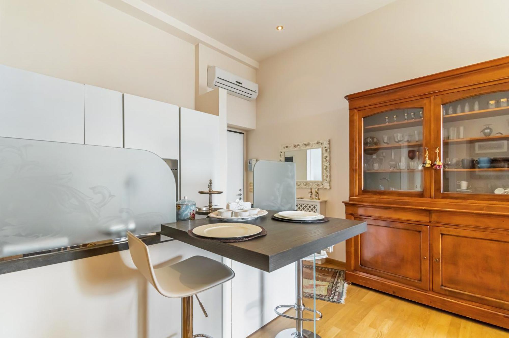 Porta Tufi Luxury Apartment With Private Parking! Siena Zewnętrze zdjęcie