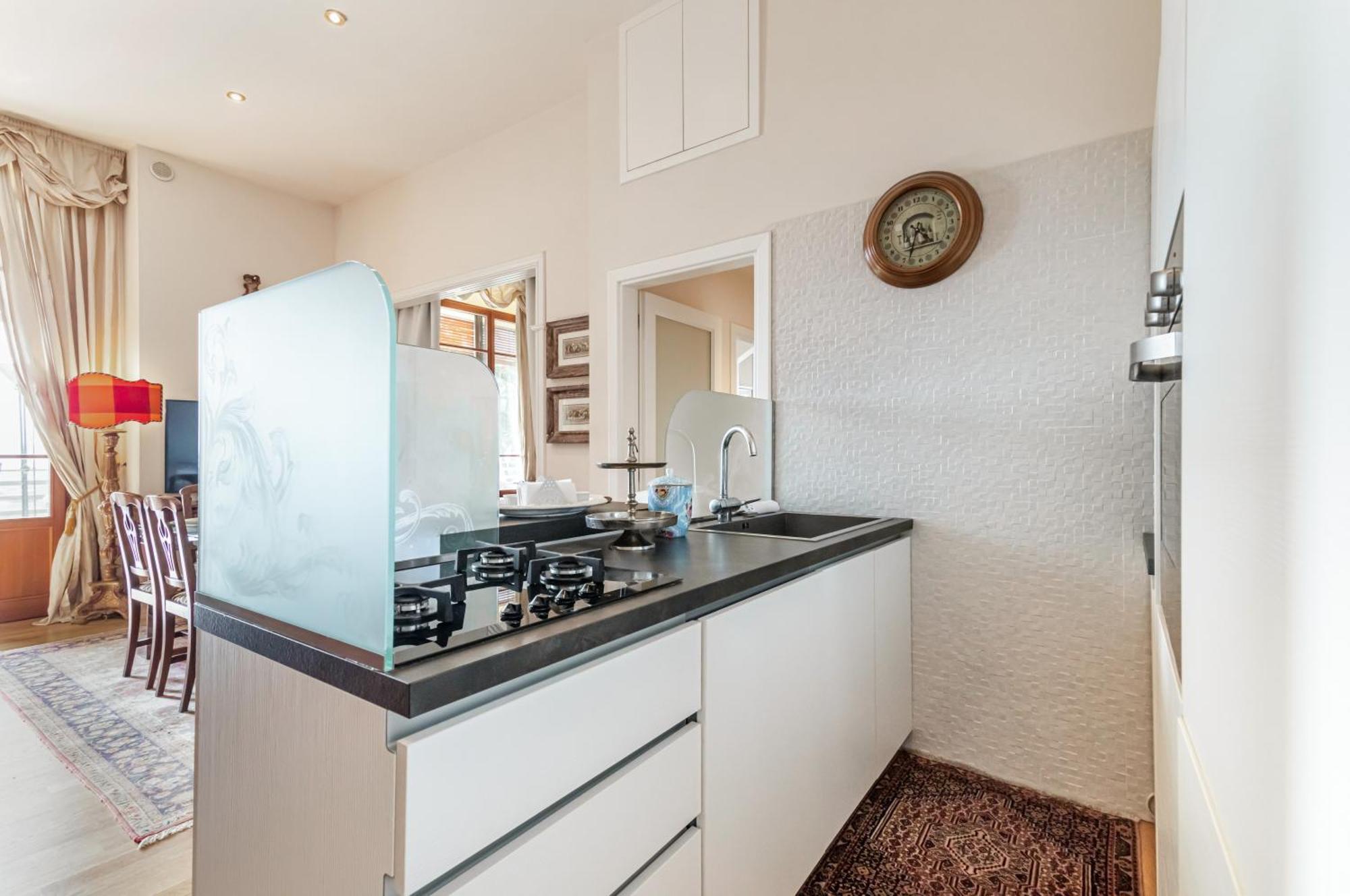 Porta Tufi Luxury Apartment With Private Parking! Siena Zewnętrze zdjęcie