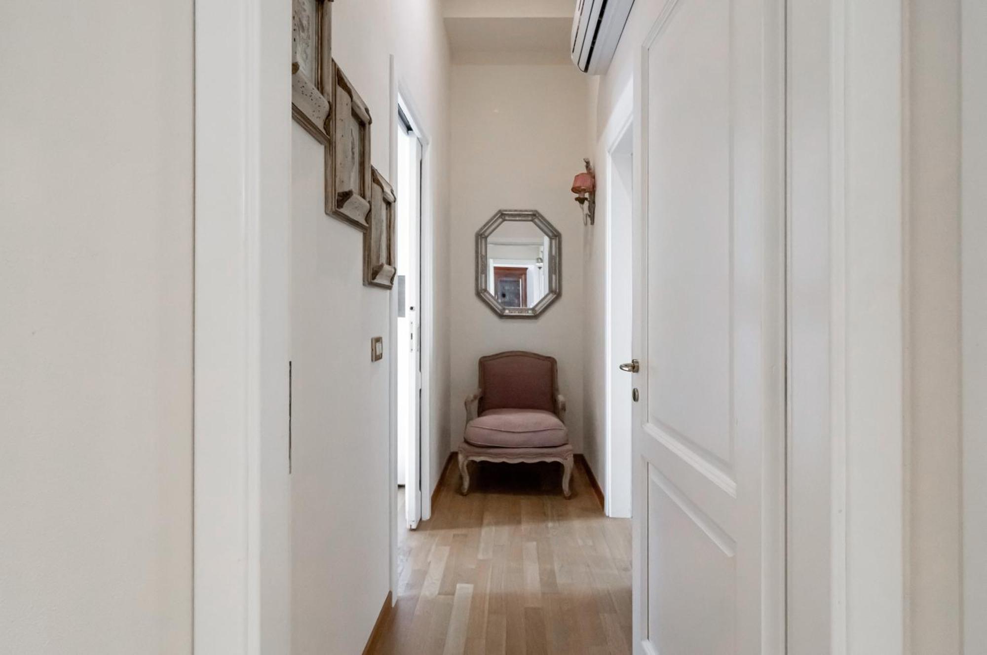 Porta Tufi Luxury Apartment With Private Parking! Siena Zewnętrze zdjęcie